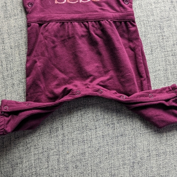 Adorable BEBE 3 piece little girls set Overalls + Top + Headband - Picture 7 of 10